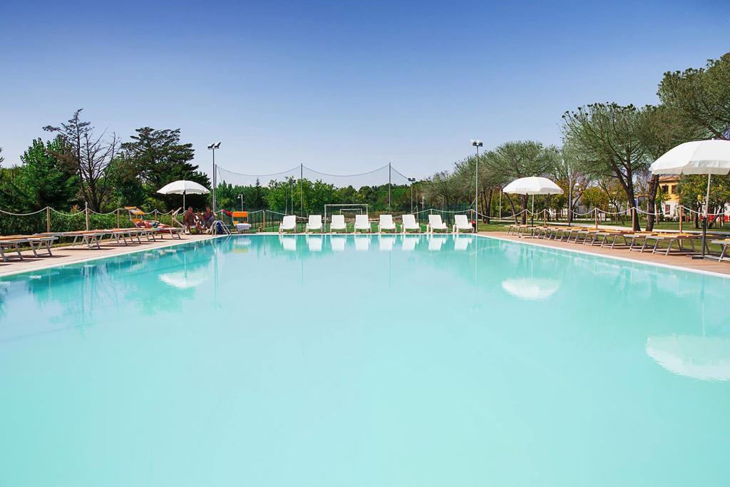 Adamo Ed Eva Resort ヌマーナ エクステリア 写真