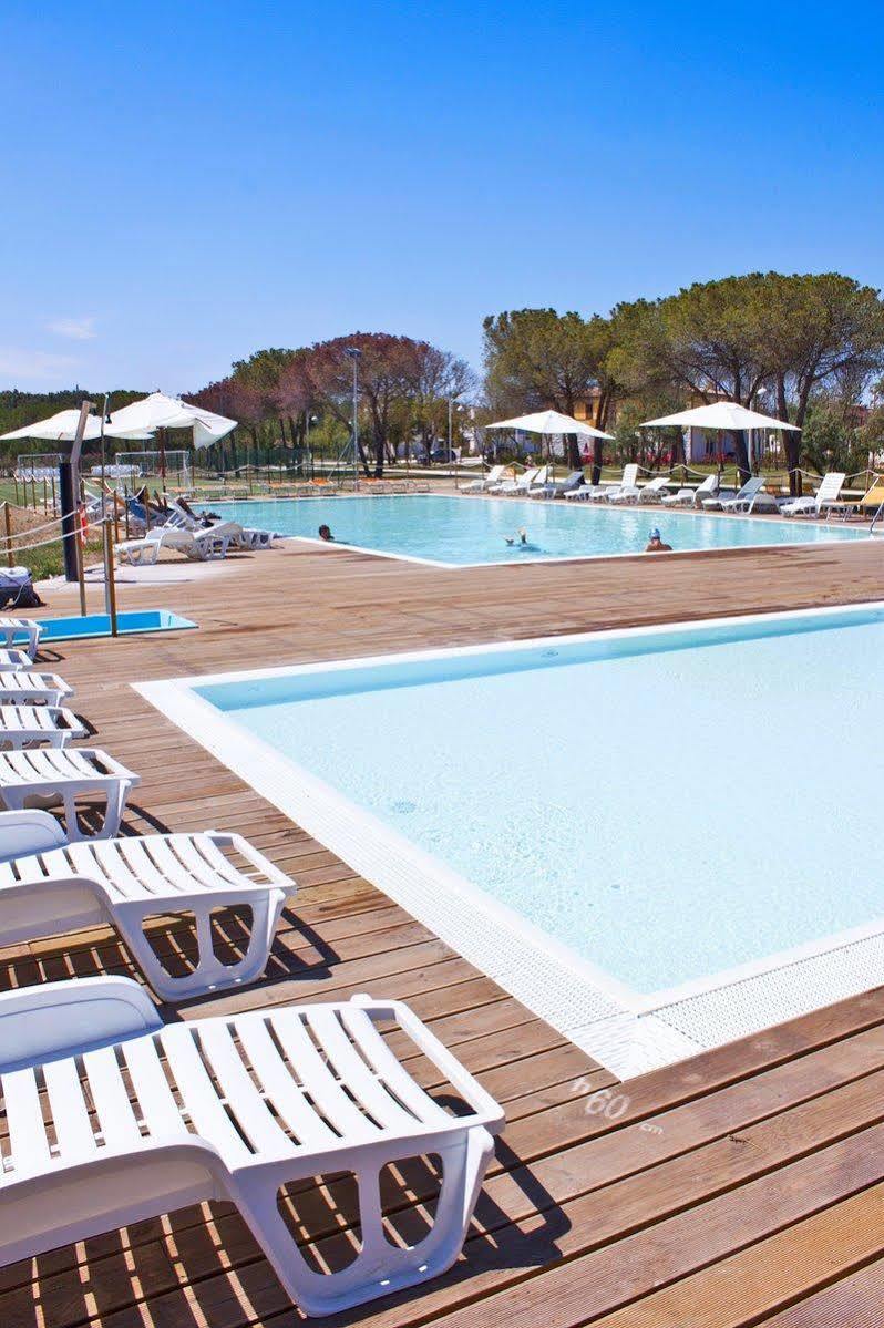 Adamo Ed Eva Resort ヌマーナ エクステリア 写真